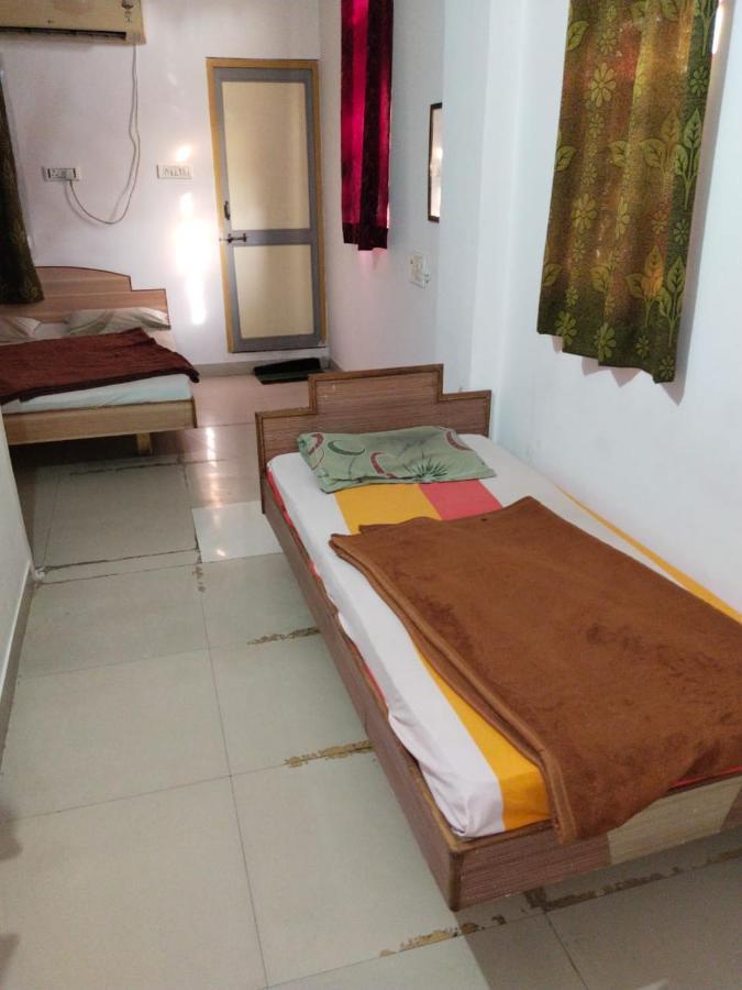 Hotel Aashiyana & Restaurant, Chittorgarh Екстериор снимка
